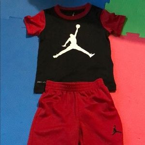 Jordan shirt and short set size 3T